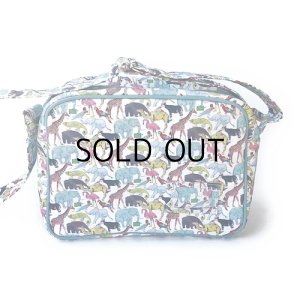 画像2: 通園バッグ　ショルダーバッグ　幼稚園バッグ：リバティ・キュー・フォー・ザ・ズー（ライトブルー）　 おしゃれ かわいい