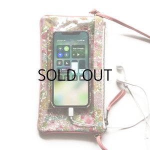 画像6: 【送料無料】スマホポーチ 入れたまま操作　リバティ マーガレットアニー（ピンク）コーティング おしゃれ かわいい スマホバッグ お財布ショルダー スマホケース 斜めがけ ショルダーバッグ  ポシェット タッチスクリーン SHOKO MIYAMOTO